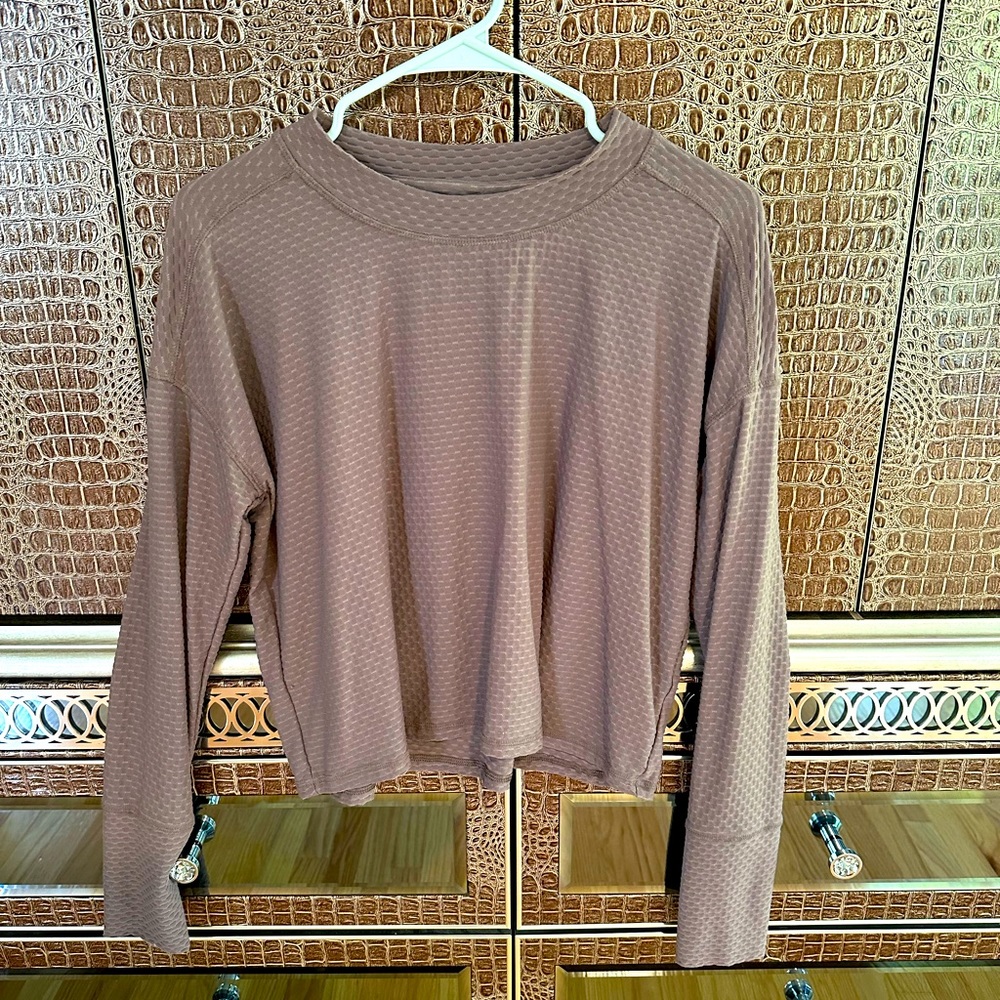 Size Small CALIA Crop long sleeve top